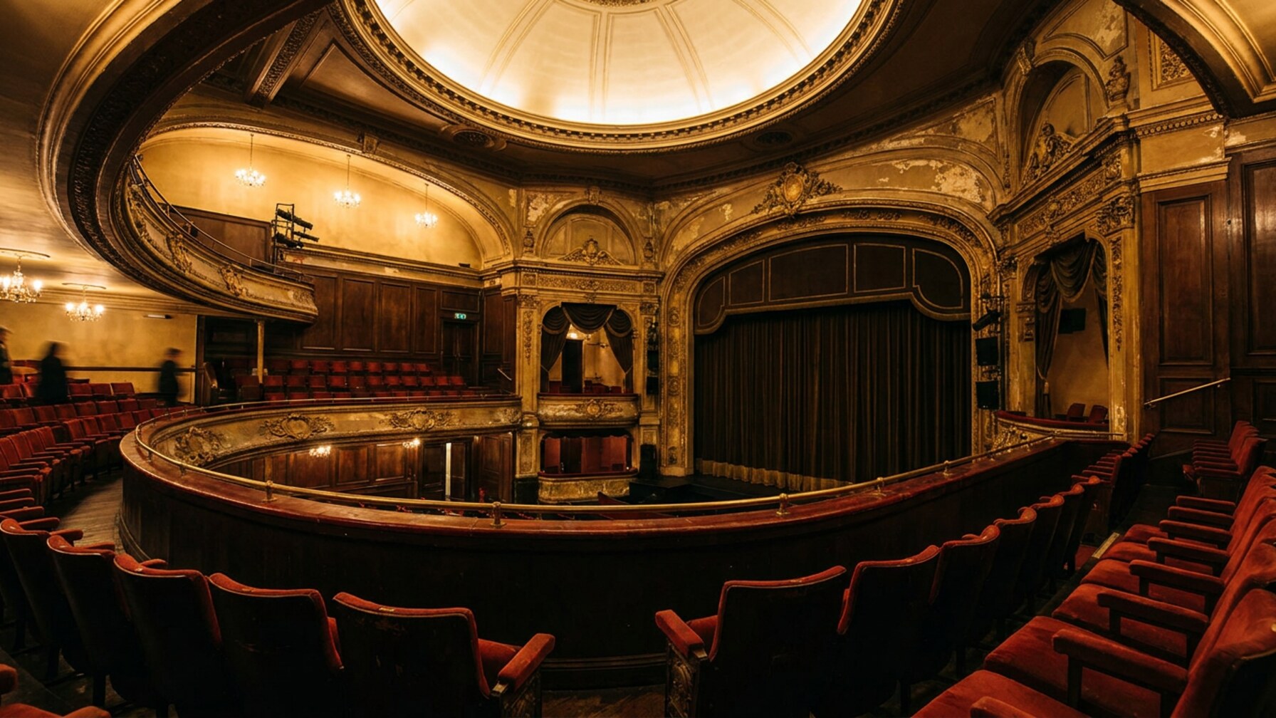 Complete Guide to the Best Local Experiences in Newcastle Right Now