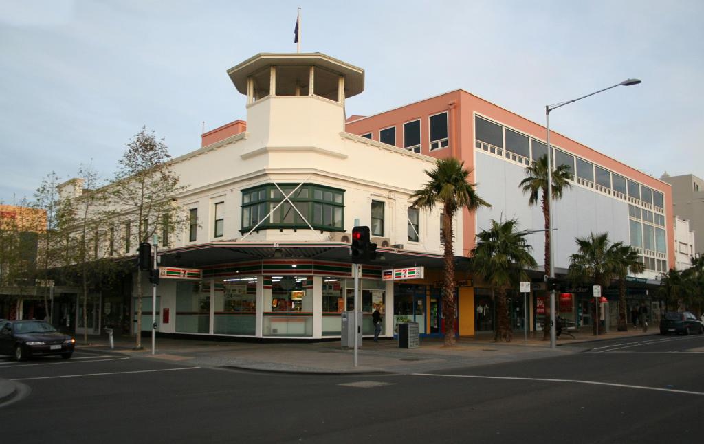 Bright and hitchcocks geelong, victoria 2007